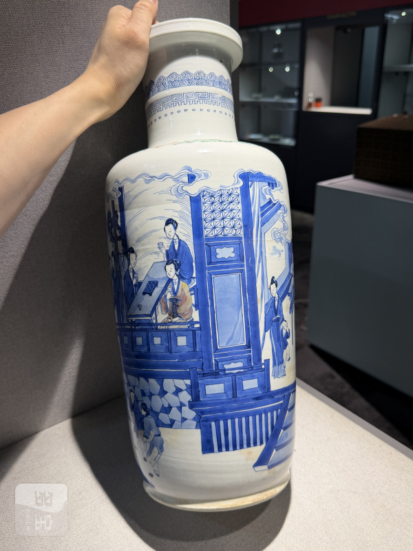 清康熙 青花釉里红人物故事棒槌瓶 - 图4